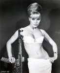 Elke Sommer - Imgur